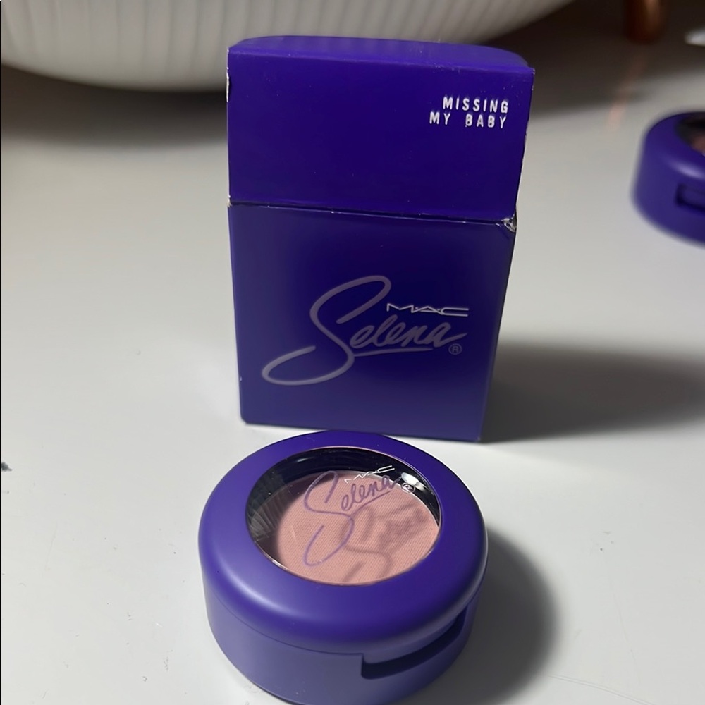 MAC Cosmetics Pink Eyeshadow Compact